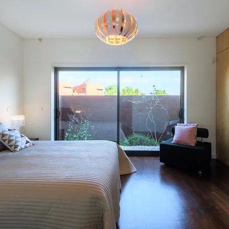 L'orangerie Apartment